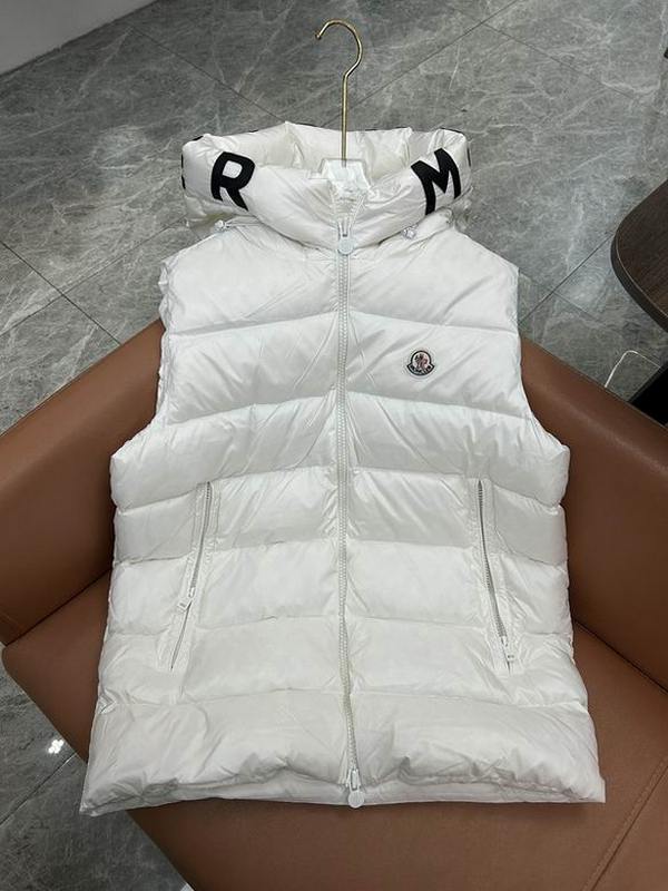 Moncler Men's Outwear 113